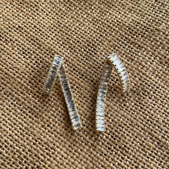 925 Sterling Silver Gold Plated Baguette Earrings Geometric Zircon Earrings - Picture 7 of 15